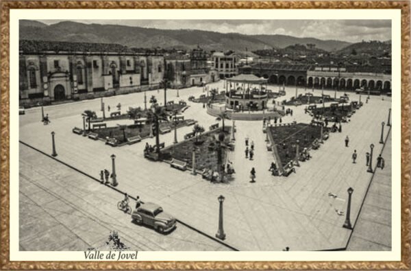 Vista panorámica histórica de la Plaza de Armas